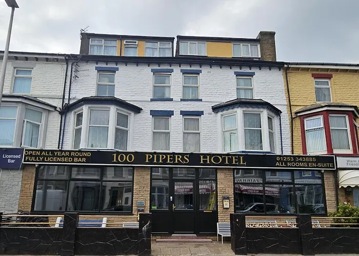 100 Pipers Hotel