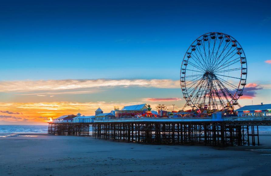 100 Pipers Couette-café Blackpool